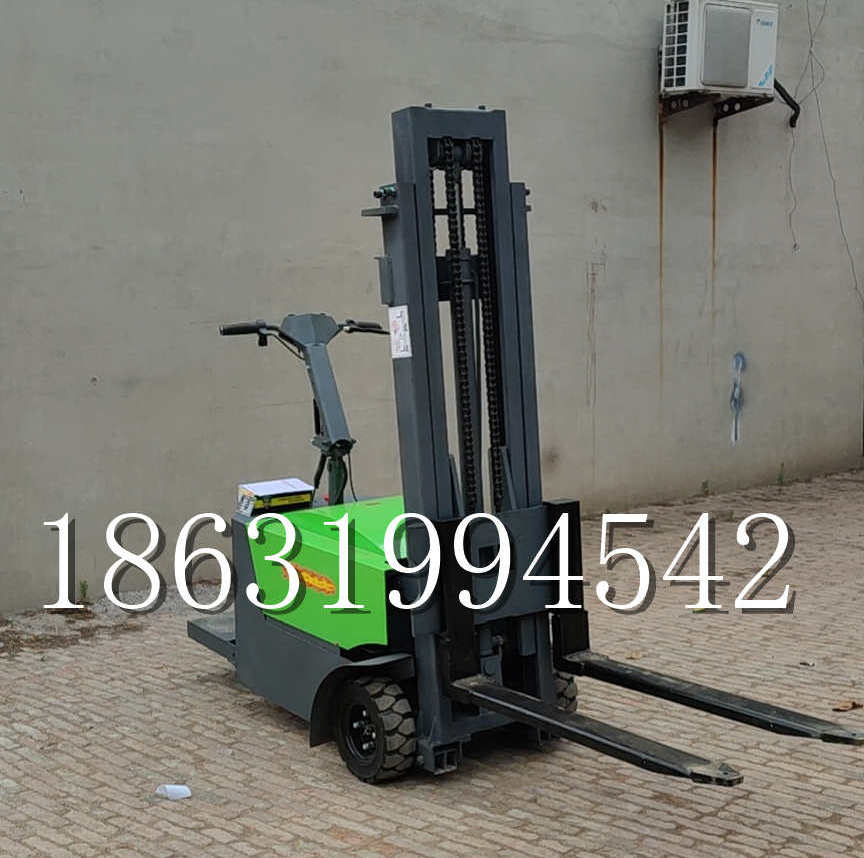 荥阳市优程全电动叉车插腿式堆高车液压装卸车1.5吨升高小型站驾式铲车